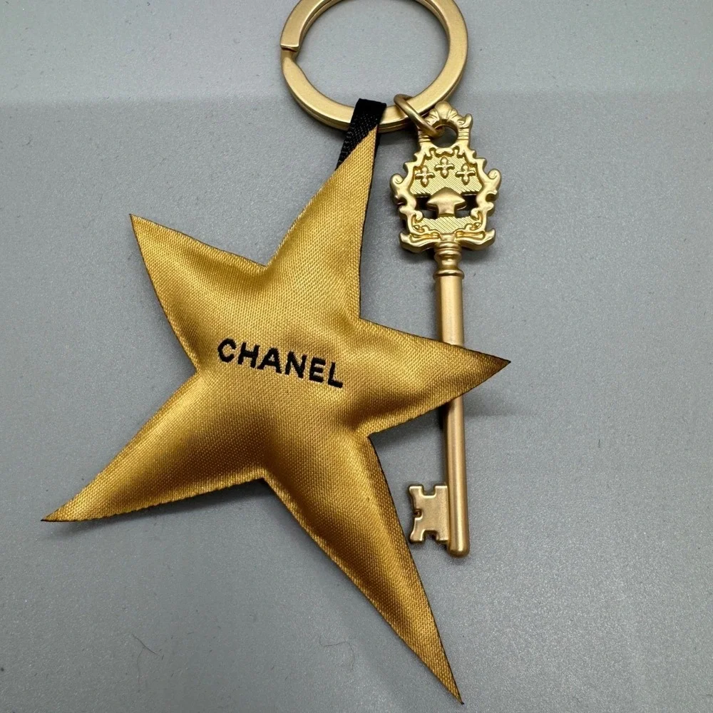 Chanel Womens Keychain OS Gold Star Key Charm VIP Joaillerie Celestial Luxury
